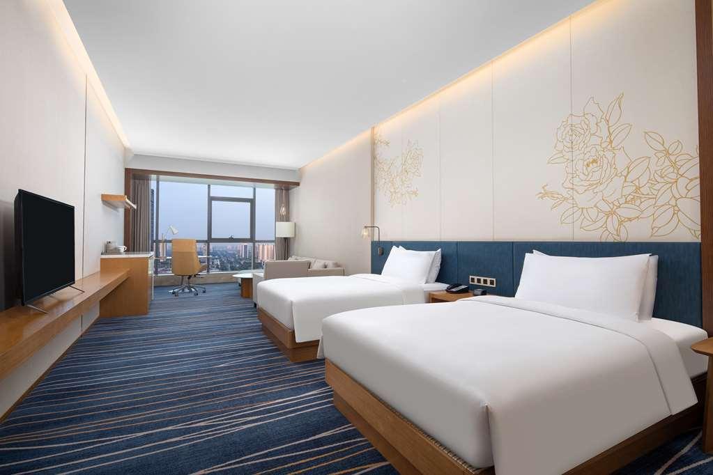 Hilton Garden Inn Zibo Zhangdian Room photo
